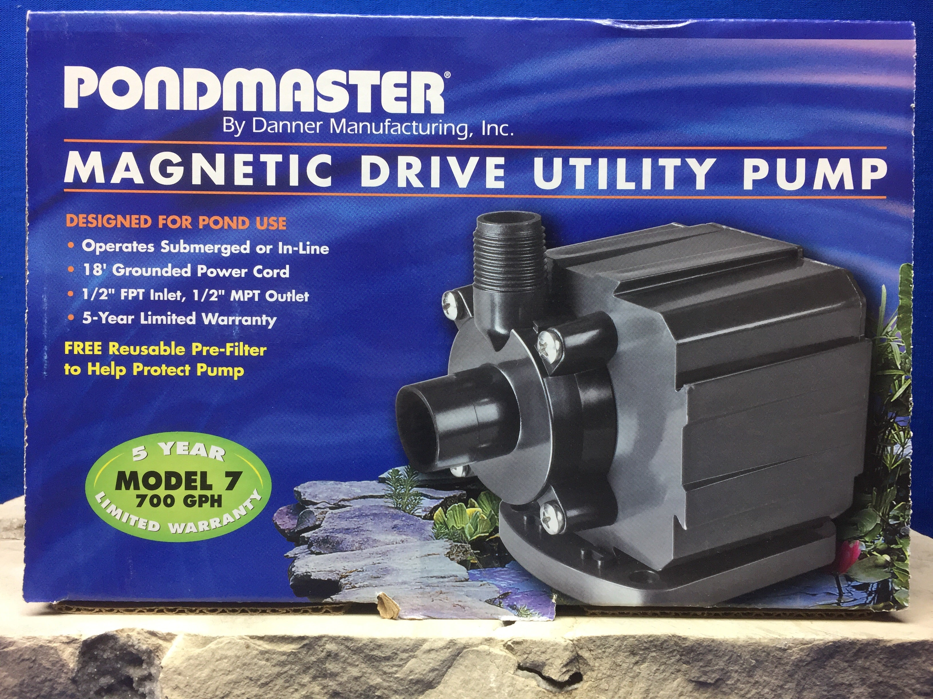 Pond Master MagDrive Pond Utility Pump Model 7 700GPH With preF