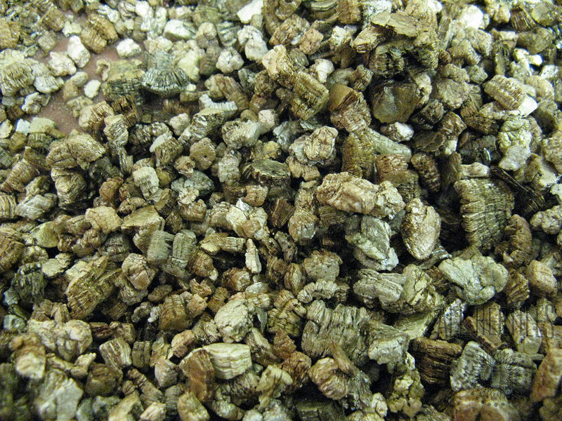 Vermiculite incubator bedding approx. 350gm