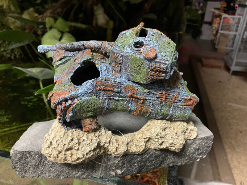 Battle Tank - Aquarium Ornament