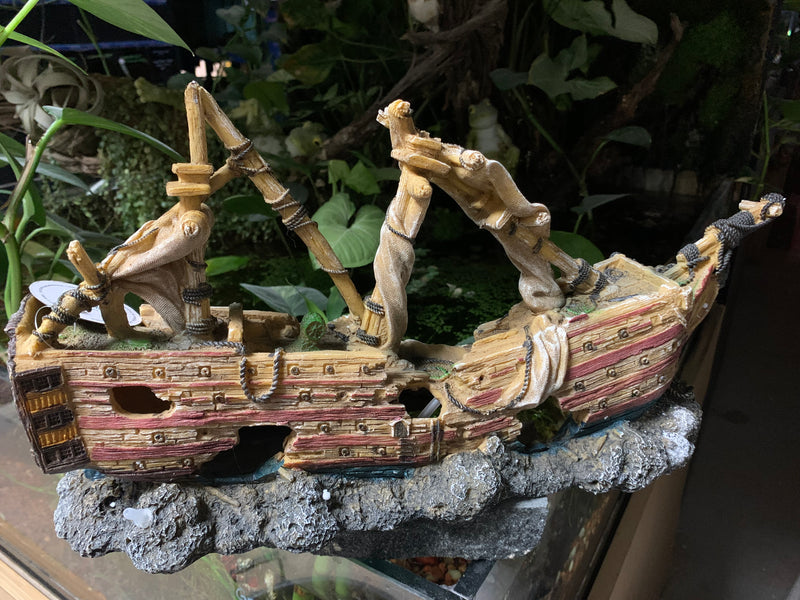 Shipwreck Schooner with aeration - Aquarium Ornament - Saltwater or Freshwater