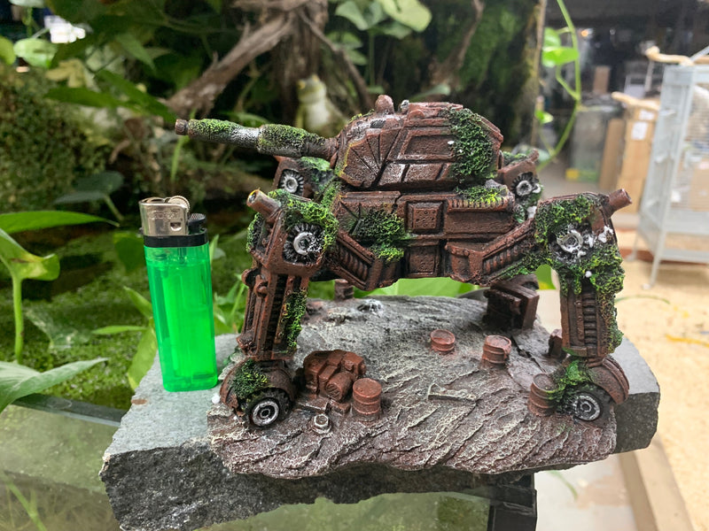 Alien Tank - Small - Aquarium Ornament