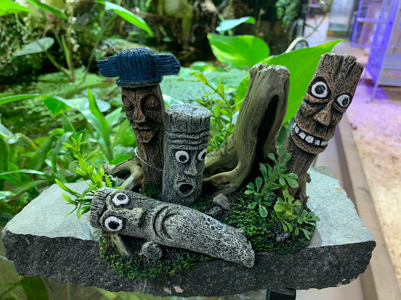 Totem Party Aquarium Ornament 7" x 3.5" x 4.5"